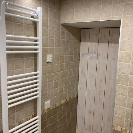 Appartement Maslina Policnik